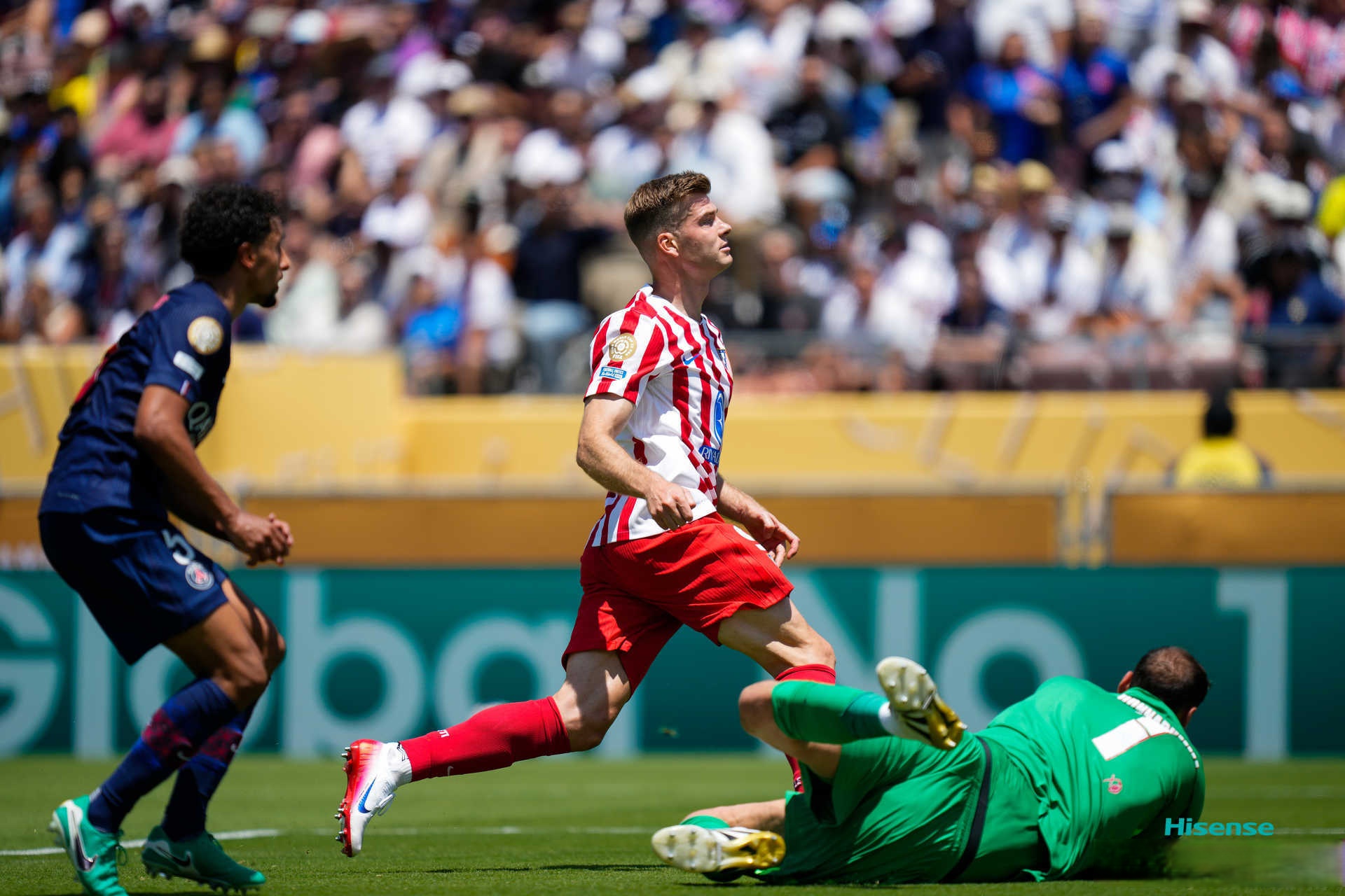 赛地聚焦：亚冠冲刺阶段热度飙升，阿森纳单刀错失，信心回归，临场指挥获称赞(今日亚冠预测)-ayx